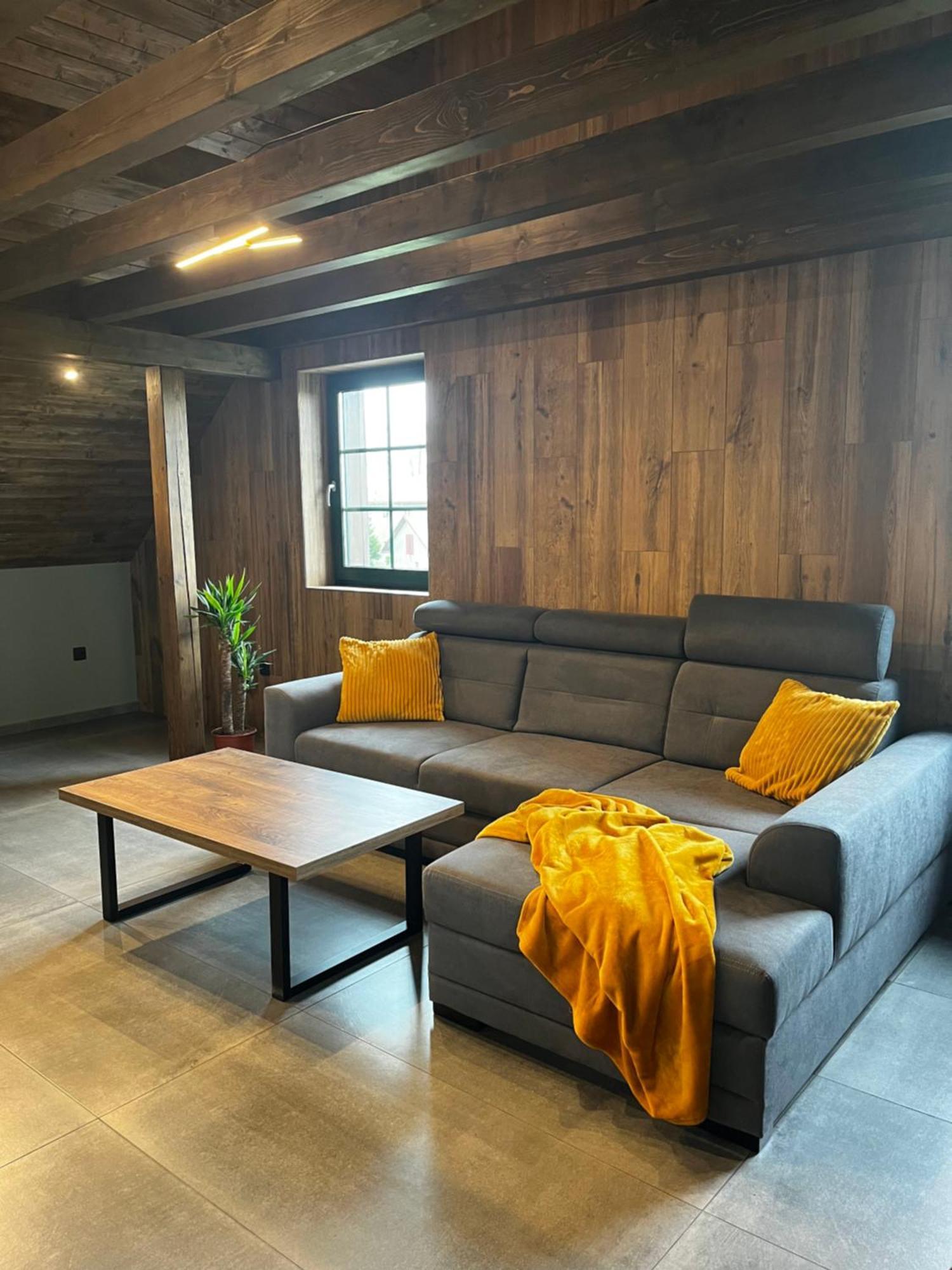 Apartmany Vlachovice Екстер'єр фото