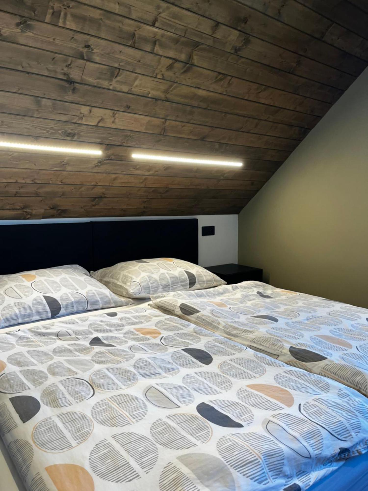 Apartmany Vlachovice Екстер'єр фото
